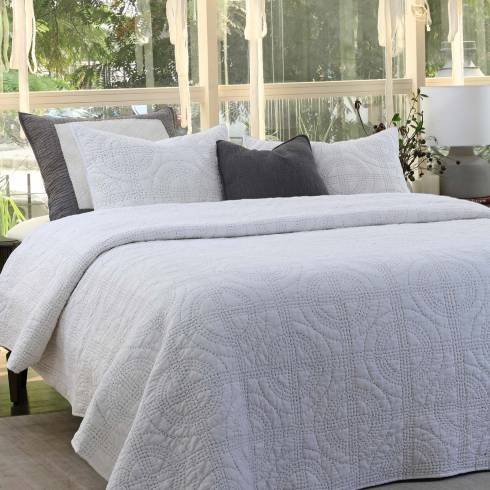 Geo Melange Cotton Ivory Grey Quilted Bedspread