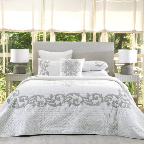 Aridi Applique Cotton Light Ivory Grey  Quilted Bedspread