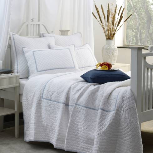 French Trellis White Blue Quilted Bedspread