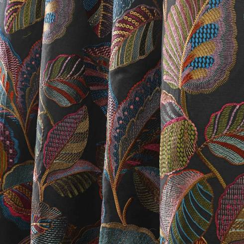 Embroidered Fabric Longwood Olive 