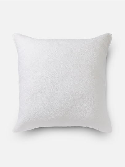 TRAPUNTO IVORY EURO 66 CM x 66 CM (26 IN x 26 IN)