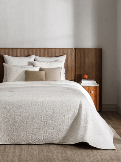 ICE MONTCLAIR WHITE BEDSPREAD QUILTED 239X259 CM