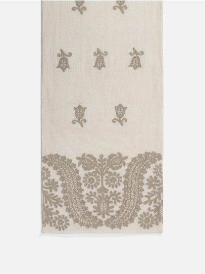 BUDAPEST IVORY RUNNER 41 CM x 279 CM (16 IN x 110 IN)