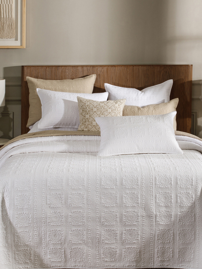 ETHEREAL IVORY QUILTED BEDSPREAD 244 X 264 CM