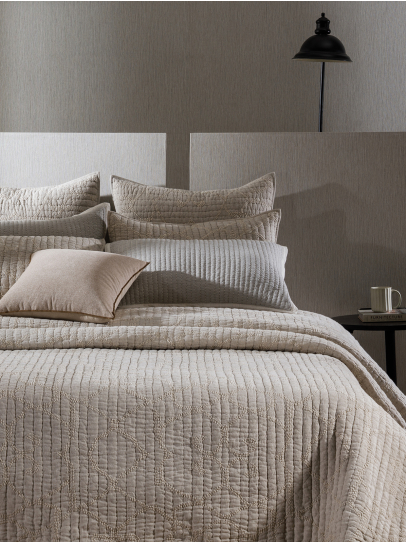 MARRAKESH IVORY QUILTED BEDSPREAD 254 X 259 CM