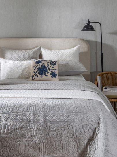 SIENA SILVER GREY QUILTED BEDSPREAD 239 X 259 CM