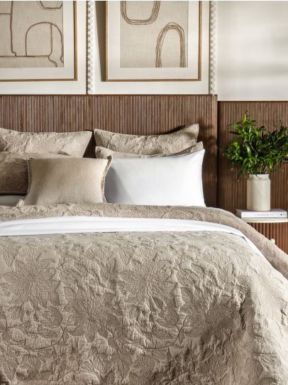 SERENITY FLORAL BEIGE QUILTED BEDSPREAD 239 X 259 CM