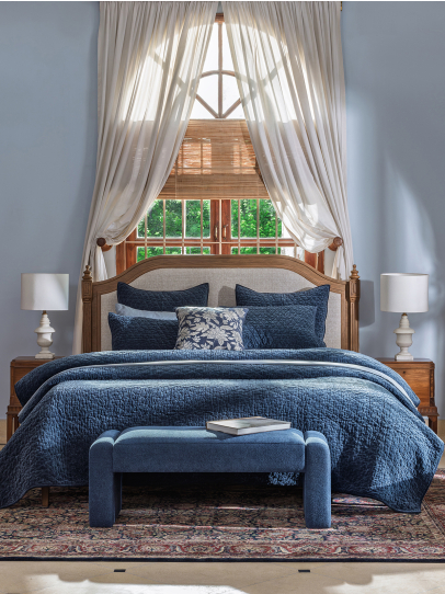 LATTICE BLUE QUILTED BEDSPREAD 239 X 259 CM