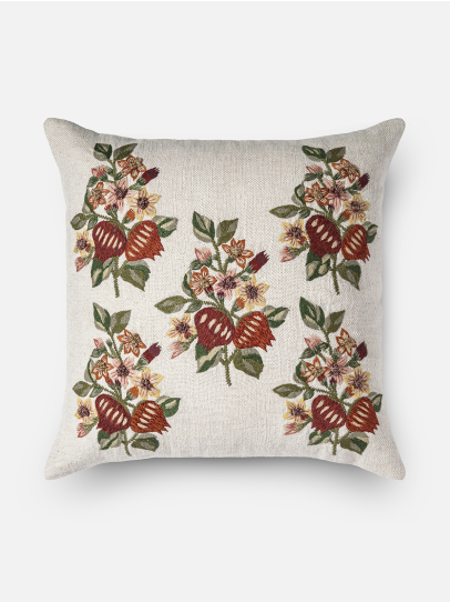 GARNET 3 ECRU CUSHION 46X46 CM