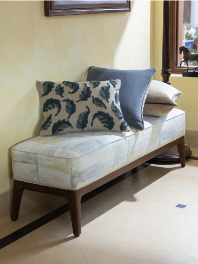CHLOE BENCH