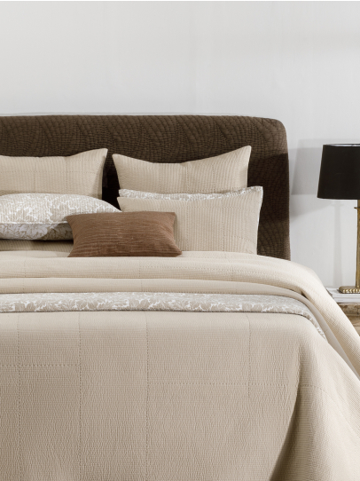 BEDSPREAD QUILTED MAZE BEIGE 254X259 CM