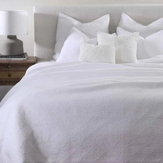 Bisque Cotton White Bedspread Quilted