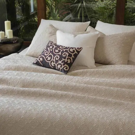 Kites Cotton Natural Quilted Bedspread