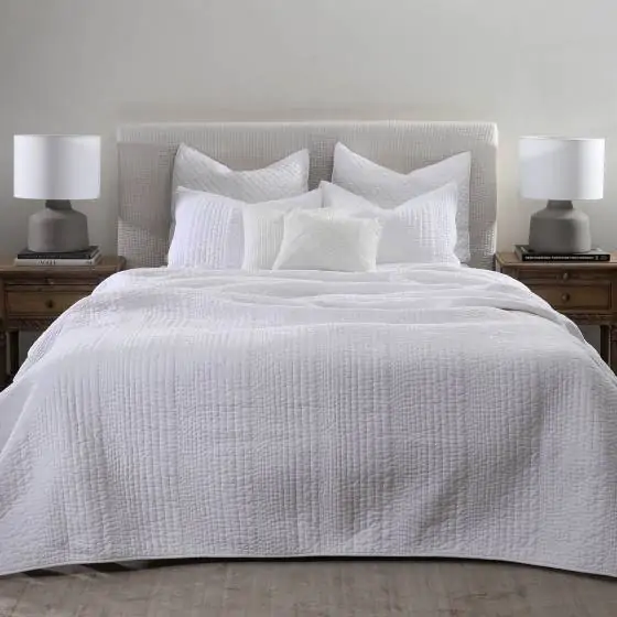 Variegated Channel Cotton White Bedspread Quilted